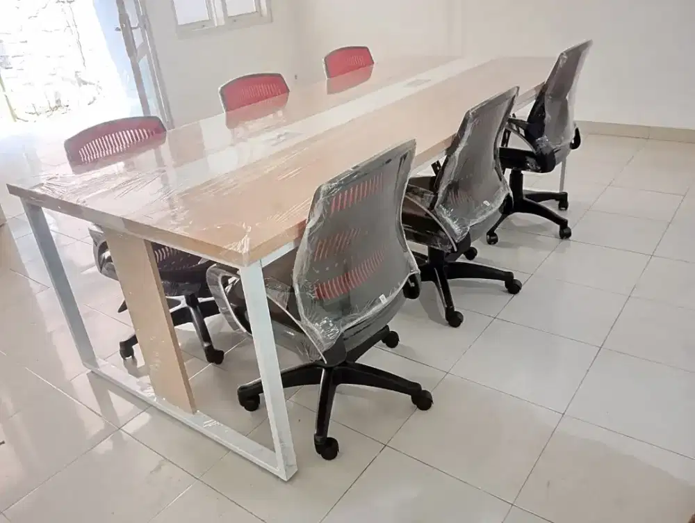 Meja rapat kantor 240 x 110 x 75 cm