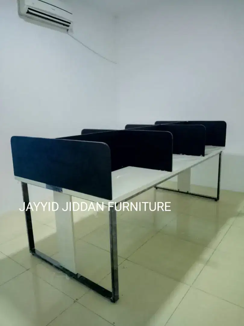 Meja kantor partisi custom