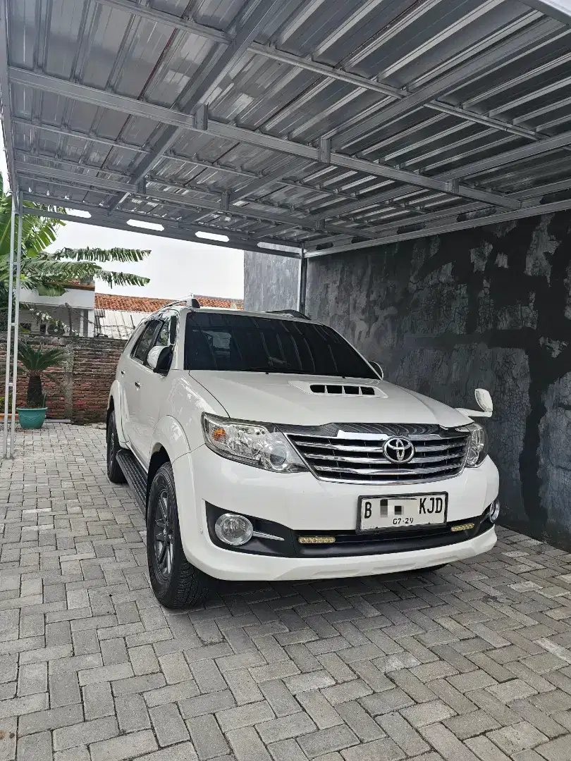 Fortuner G  VNT AT 2.5 Diesel