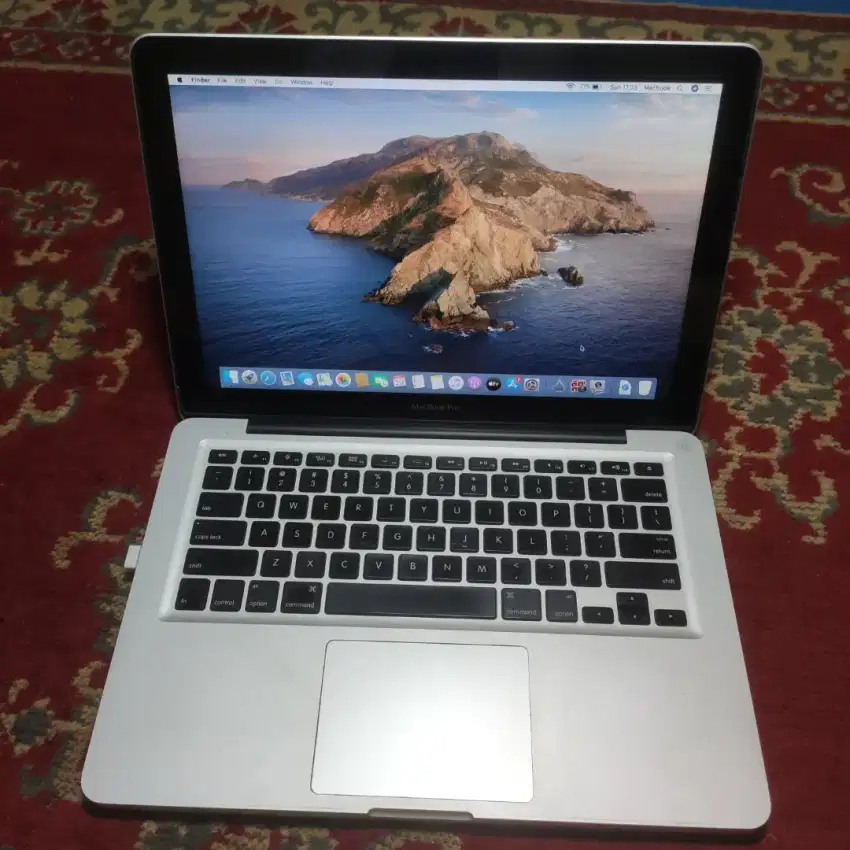 MacBook Pro Mid 2012 Prosesor Core i5 Ram 8GB SSD 256GB