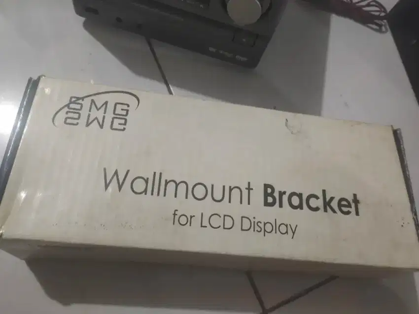 Penyangga TV Bracket LCD