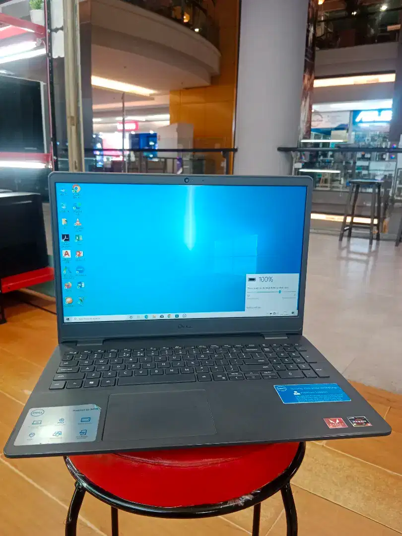 Dell inspiron 15 3000 second