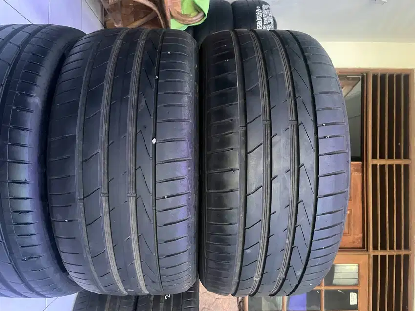 Ban Hankook Ventus S1 EVO 3 RFT/Runflat 275 40 r19 2pcs