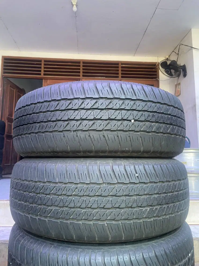 Ban Bridgestone Dueler H/T 265 60 r18 2pcs