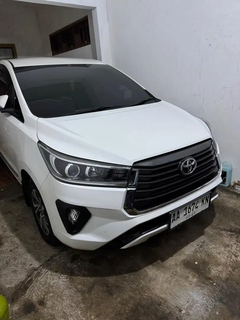 Toyota kijang innova 2022 2.4 V AT