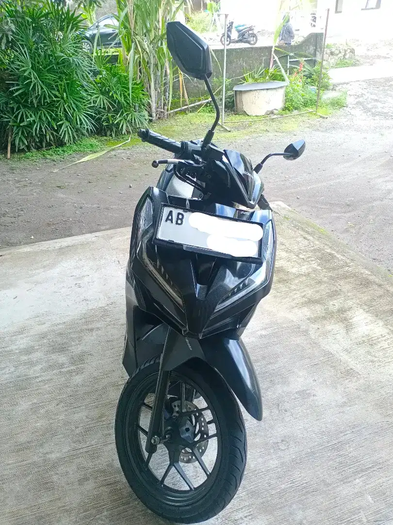 Di jual vario iss tahun 2019