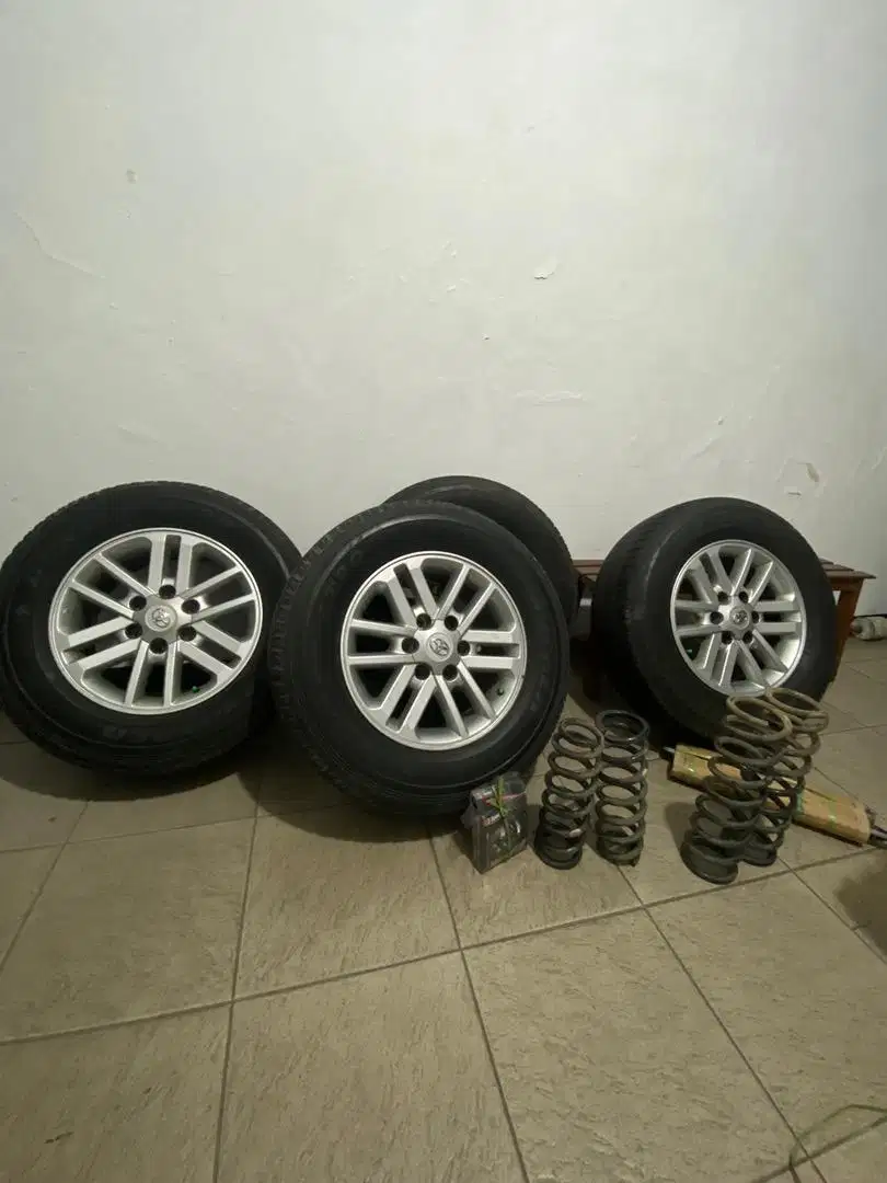 Sparepart Fortuner VNT 2012