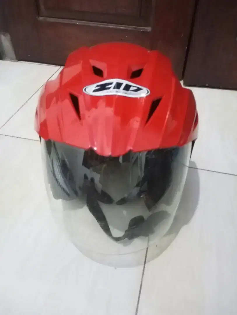 Helm Zip polos, merah