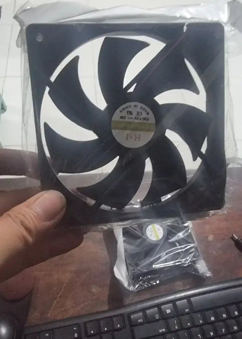 Fan PC CASING 12 INC - black non lampu