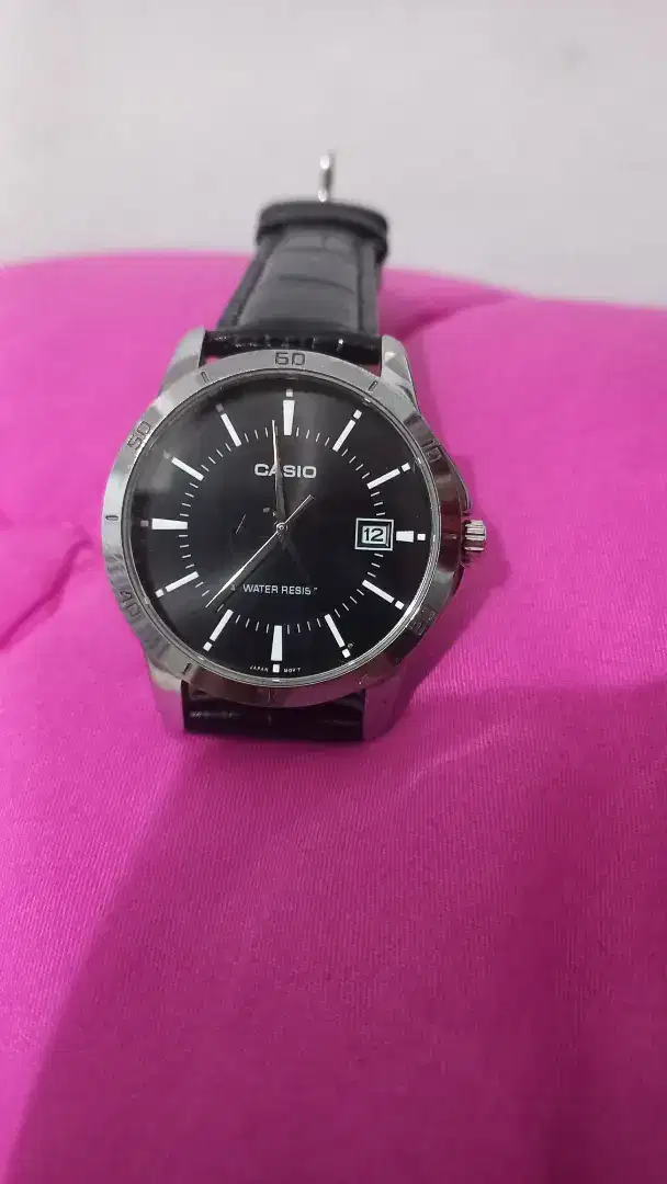 Casio tali hitam