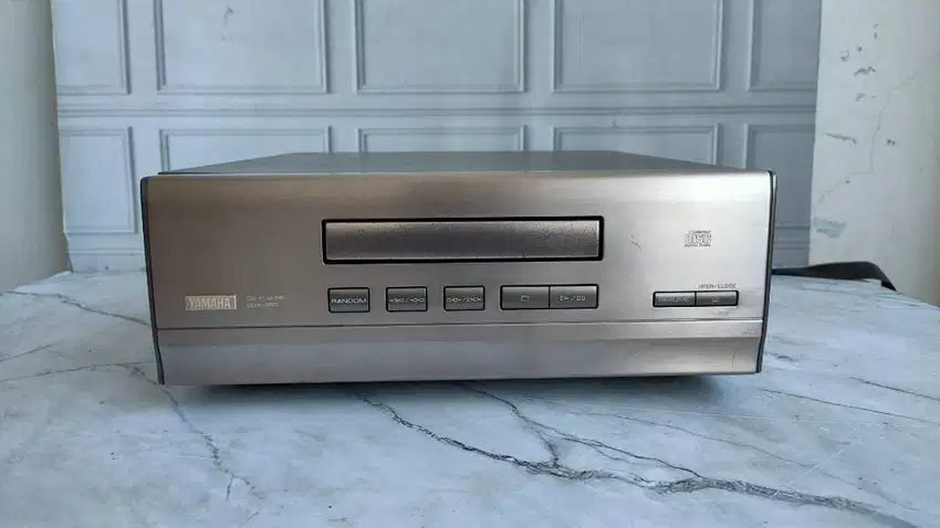 Yamaha CDX-S50 CD Player