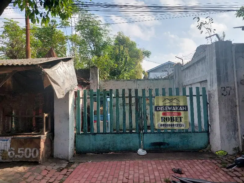 Disewakan Gudang plus rumah pinggir jalan propinsi