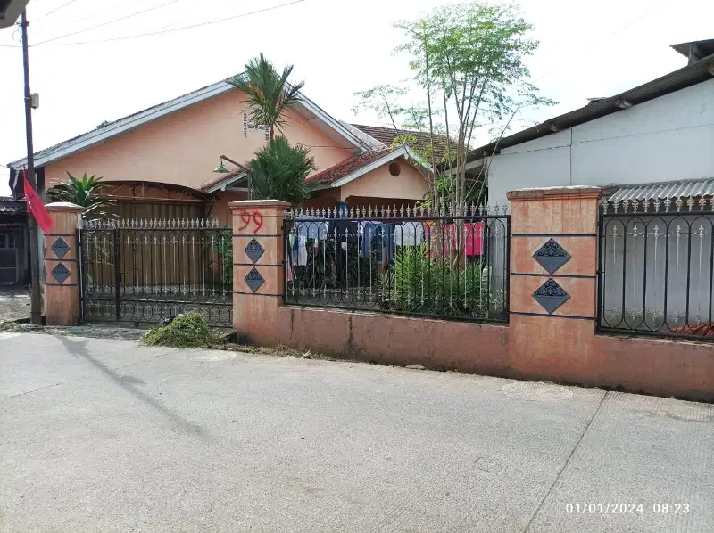 Rumah Komersial Siap Buka Bisnis di Ciomas Bogor