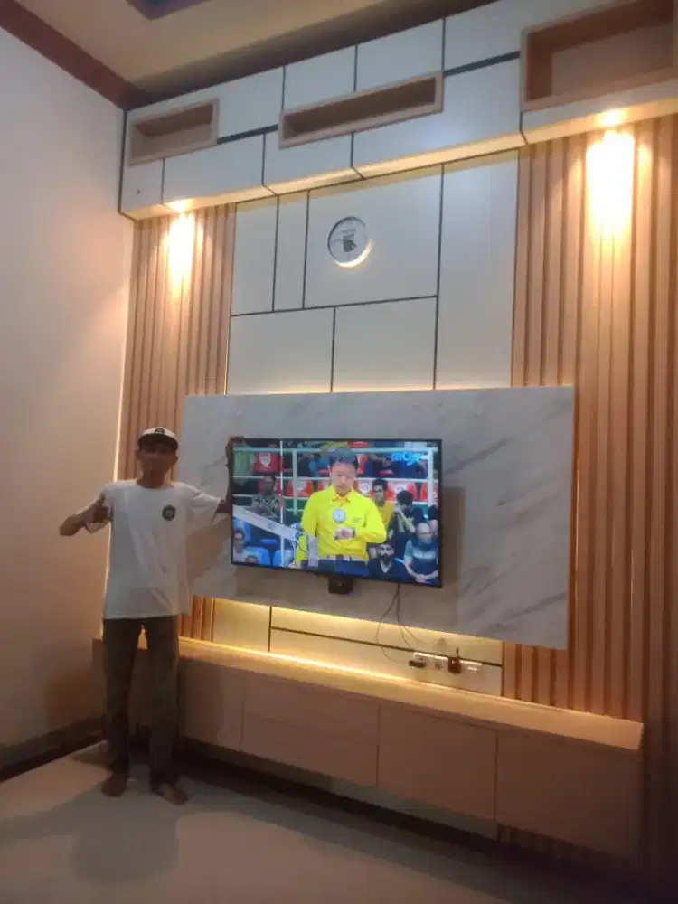 Backdrop tv , Cabinet tv minimalis , Kitchen set
