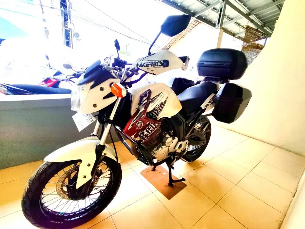 Yamaha Scorpio Tourer Semi Versys