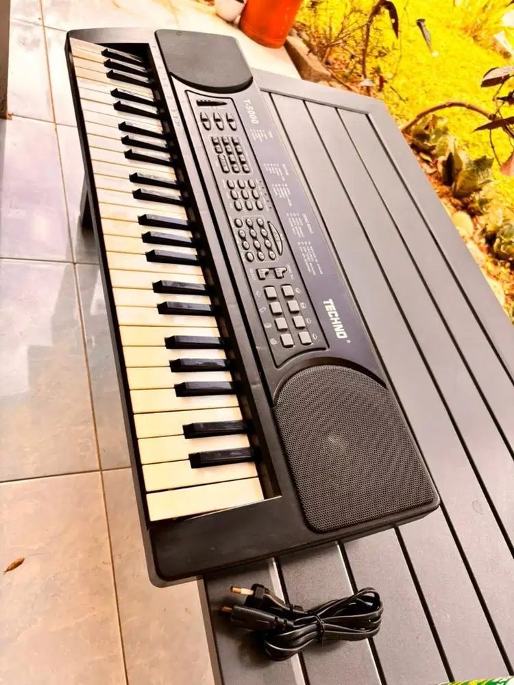 Piano Keyboard Techno T-5000 Original