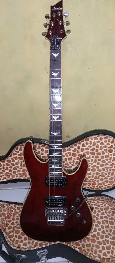 Gitar ElektriK Schecter Omen Extreme-6 fr. Bonus satu paket lengkap