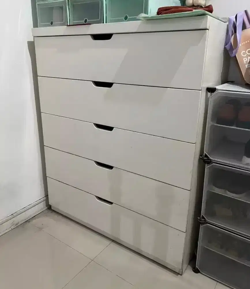 Jual Lemari Putih 5 laci