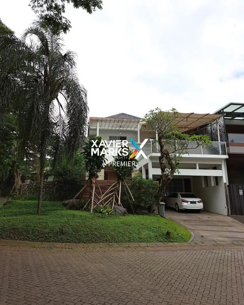 Dijual Rumah Mewah Interior Berkelas di Villa Puncak Tidar, Malang