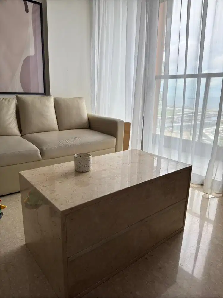 meja tamu marmer beige carrara