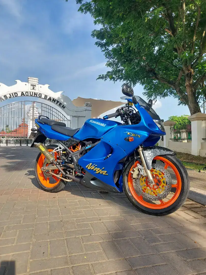 Ninja RR CBU BIRU ZX150