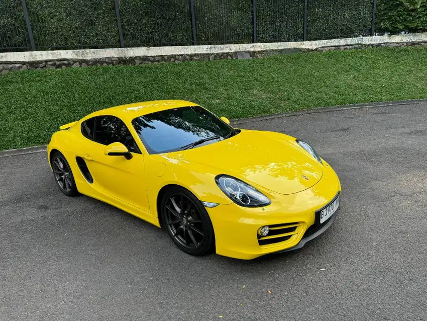 Porsche Cayman 2.7L 2014/2015.