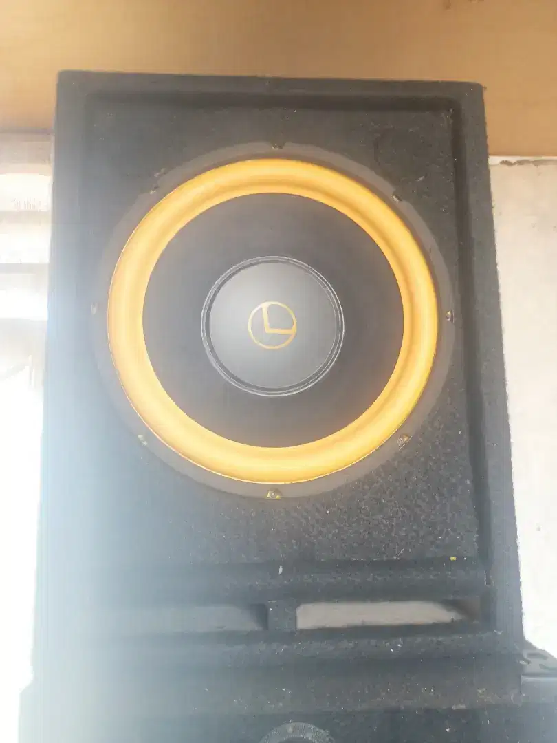 Speaker sobwoofer sparta 12 inchi