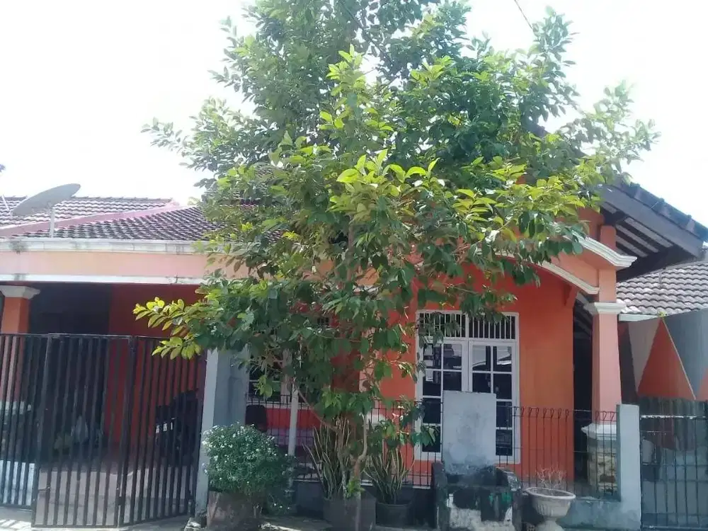 Dijual rumah siap huni tipe 96, 2 lantai