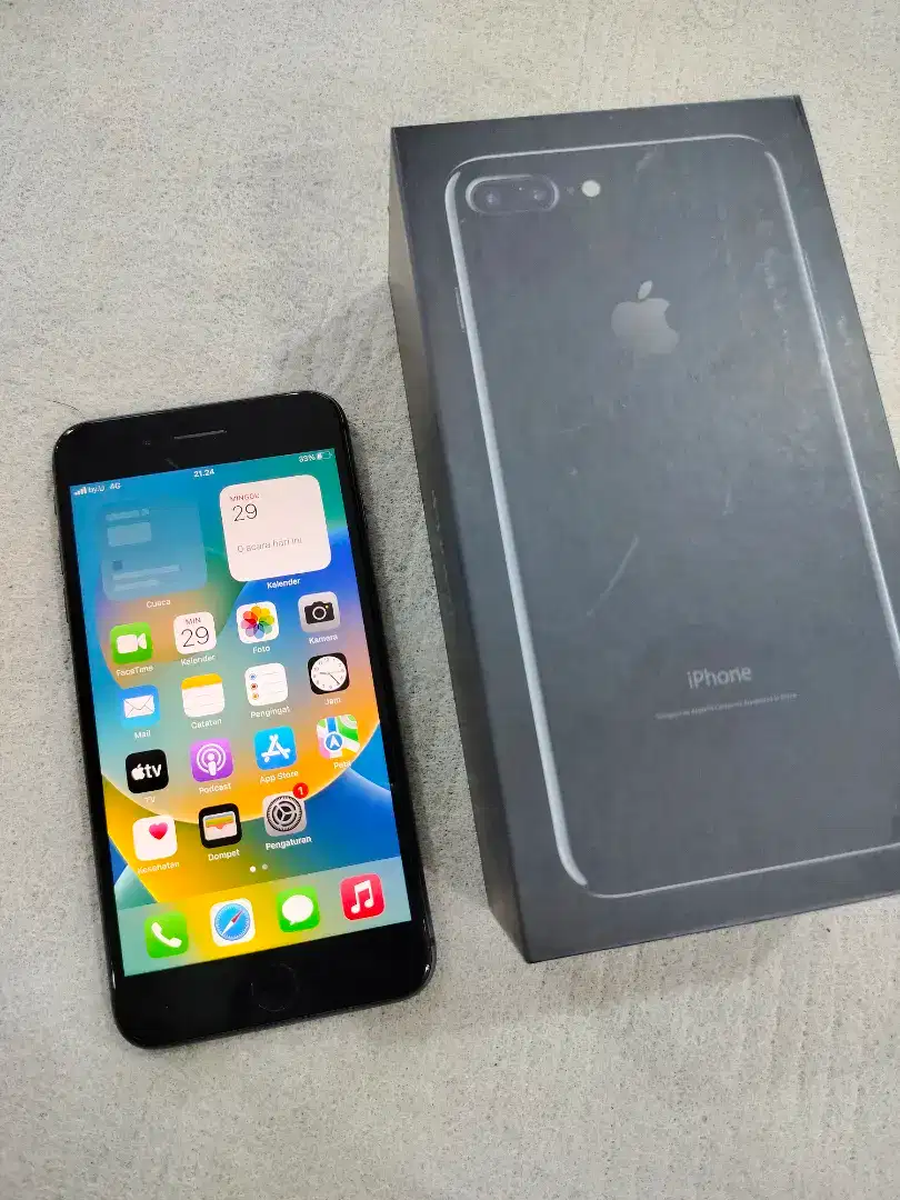 iPhone 8 plus 64gb iBox Fullset