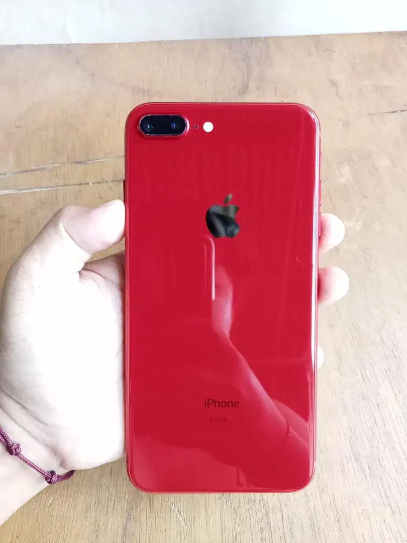 IPHONE 8+ 64GB RED