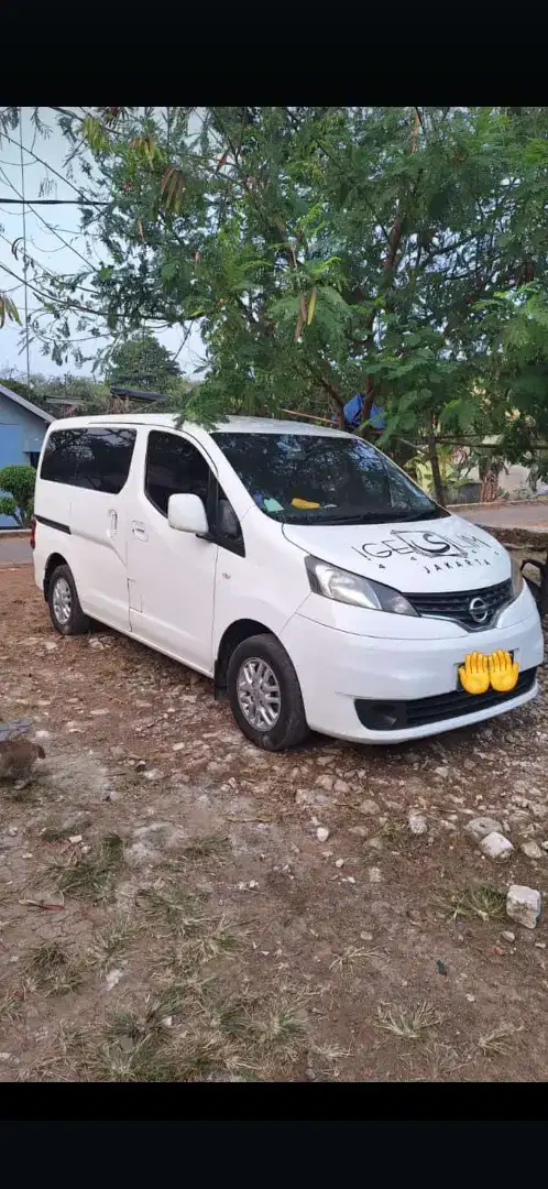 Dijual nissan evalia tipe sv matix tahun 2012