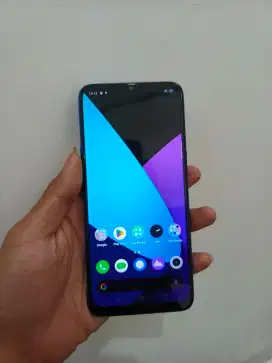 realme 5 3/64gb