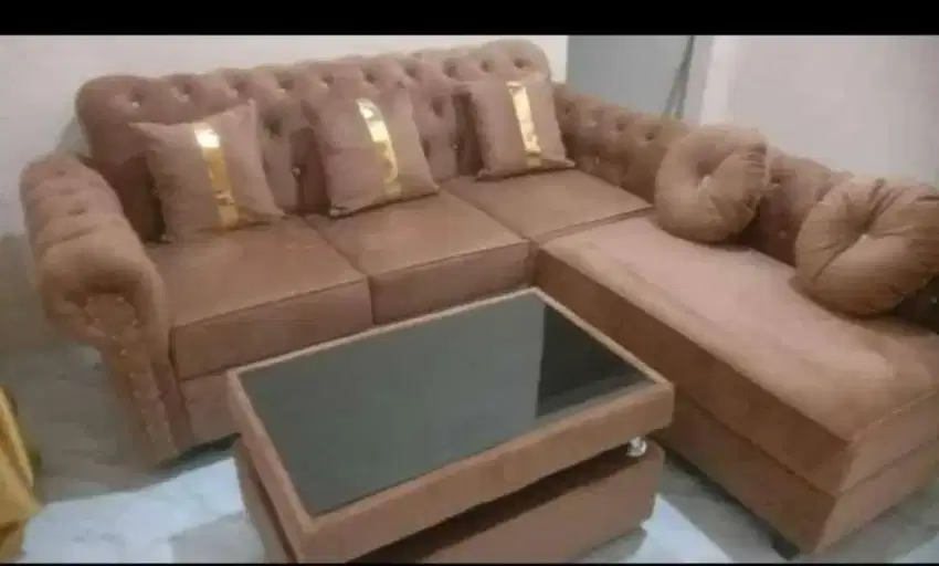 Sofa L kancing minimalis