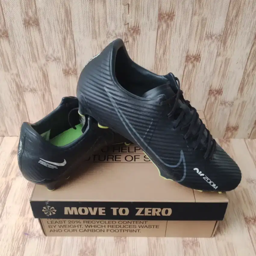 Sepatu Bola Original Nike Zoom Vapor 15 Academy FG/MG Black Size 42