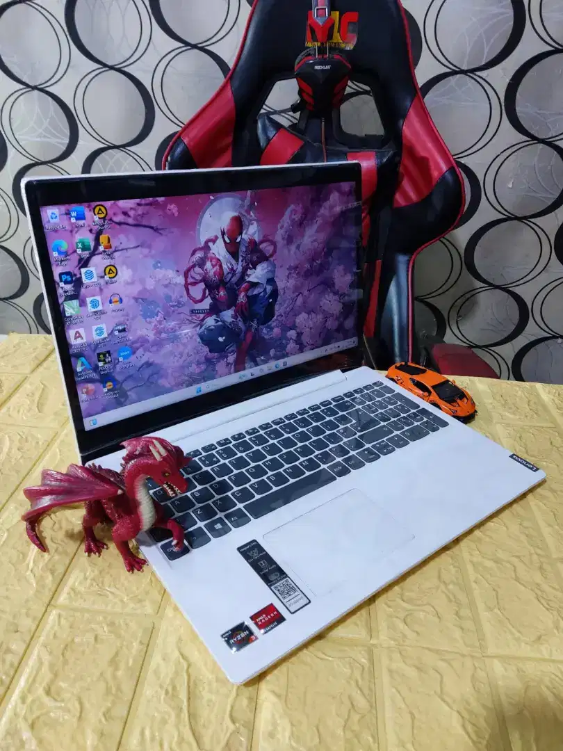 Laptop Berkelas Lenovo Ideapad L340-15ARCN35WW White Edition