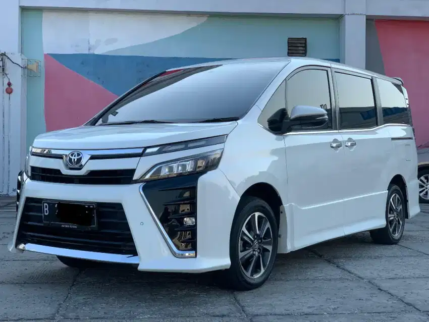 [Total  DP Murah]Toyota Voxy 2.0 AT 2019 Nego Cash Kredit