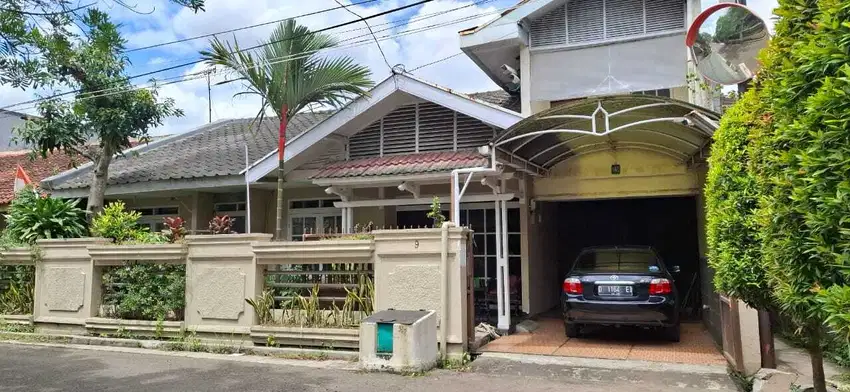 Dijual Rumah Mewah Murah di Turangga Bandung