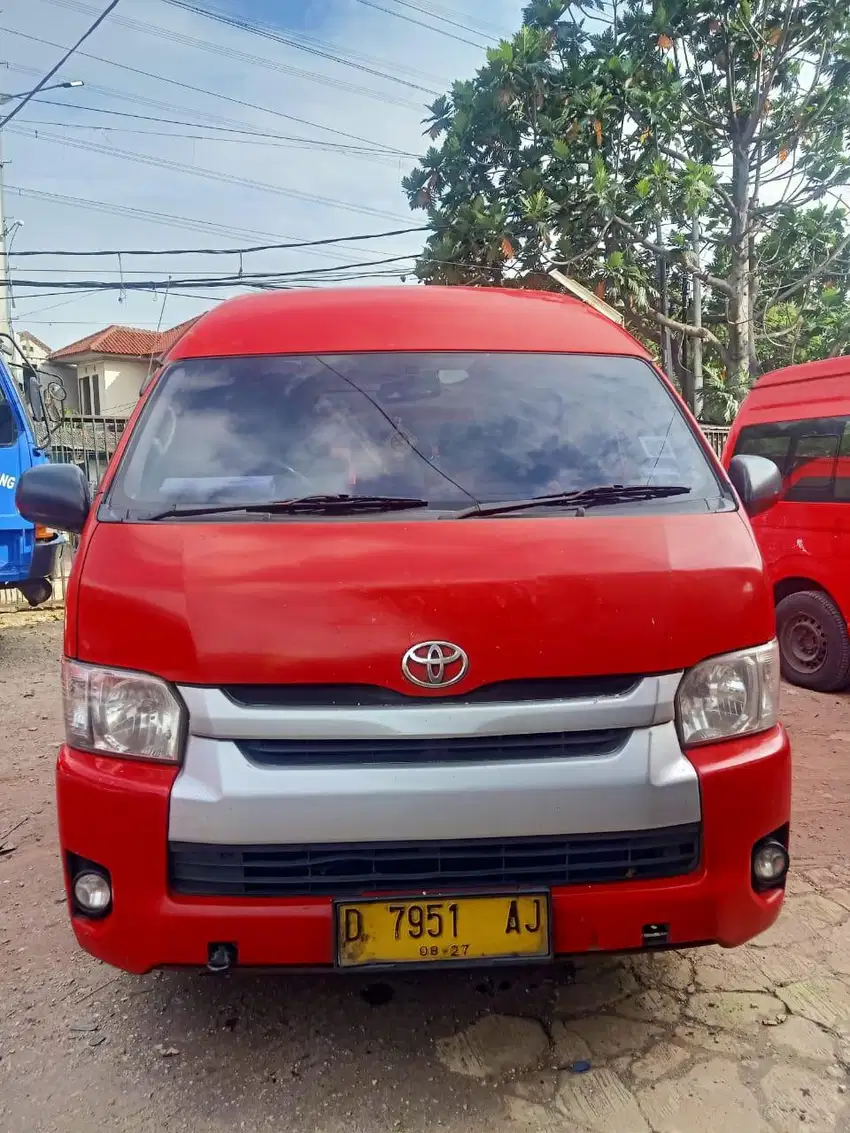 Toyota HIACE COMMUTER  thn 2017