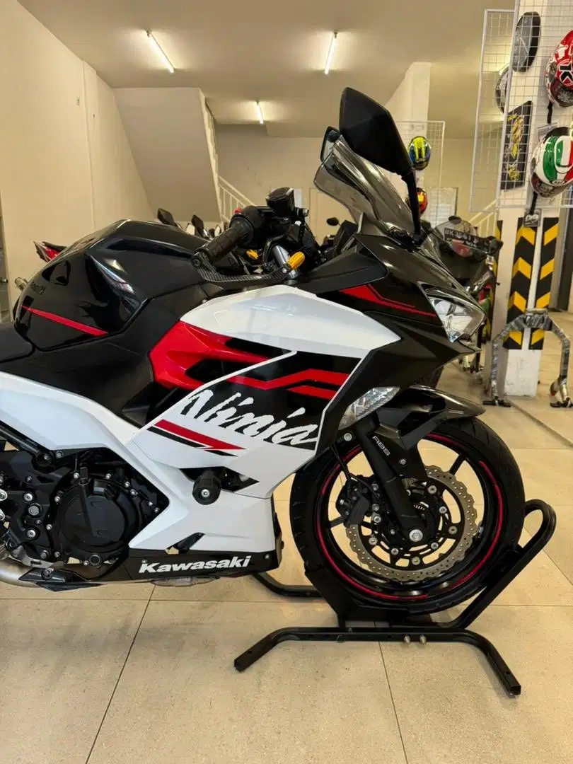 New Ninja 250 FI SE ABS 2021 Hitam Putih Merah 250CC 250FI Baru Sport