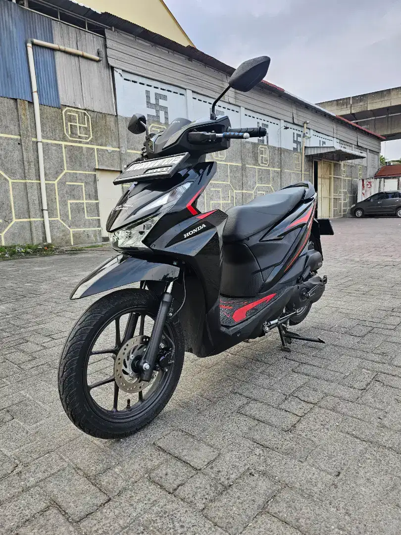 Honda New Beat Hitam 2024