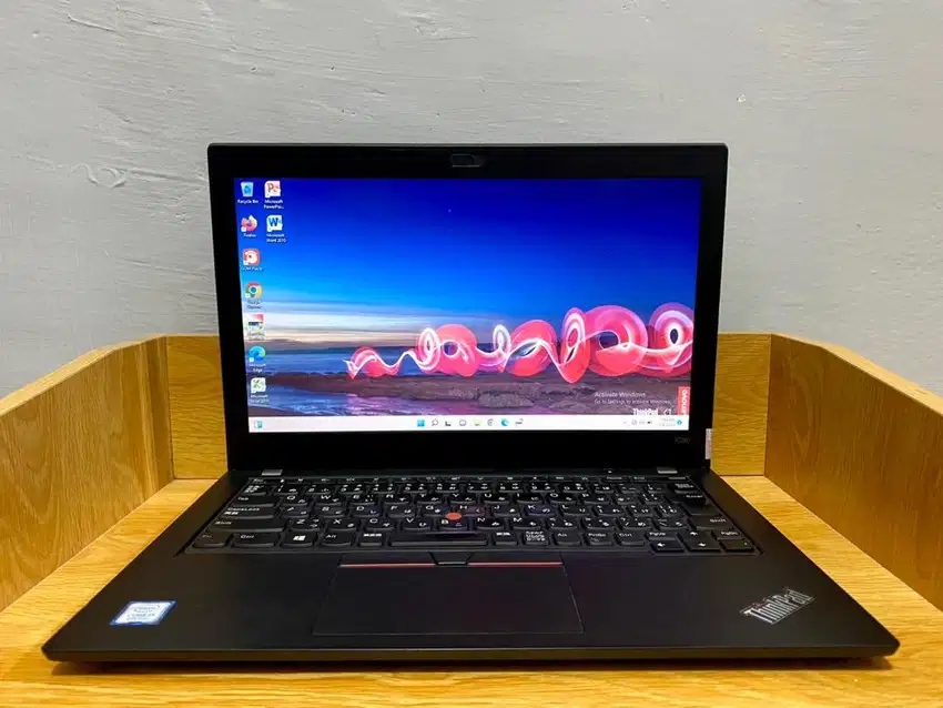 ULTRABOOK LENOVO THINKPAD X280, CORE i5-8250U, RAM 8GB, SSD NVME