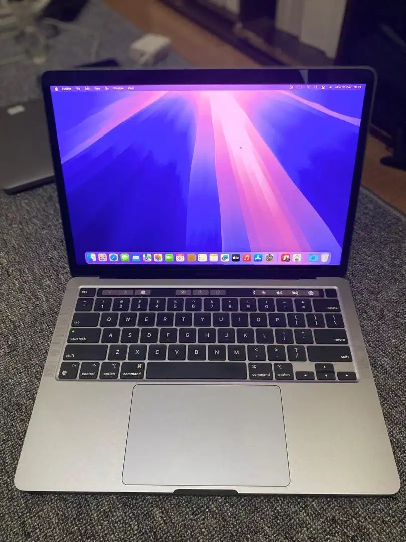 MacBook Pro M1 2020 8/256 GB Spacegray