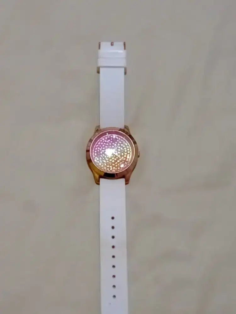 Jam tangan guess wanita