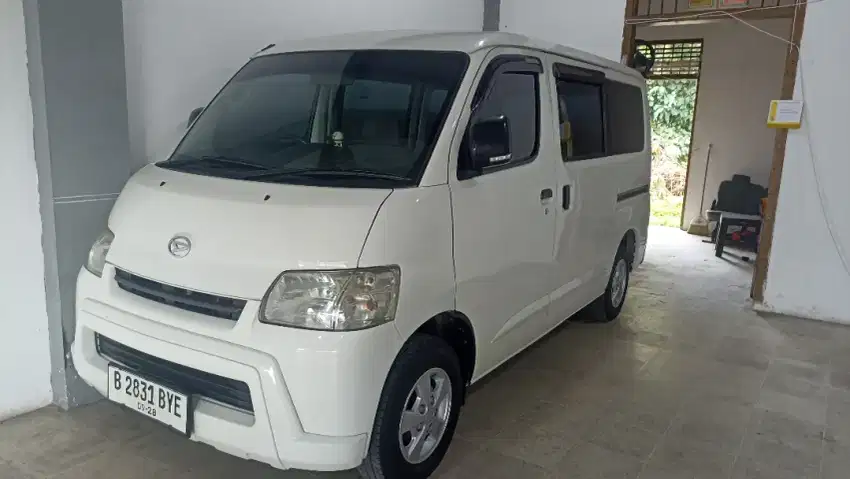 Gran Max Minibus 2018