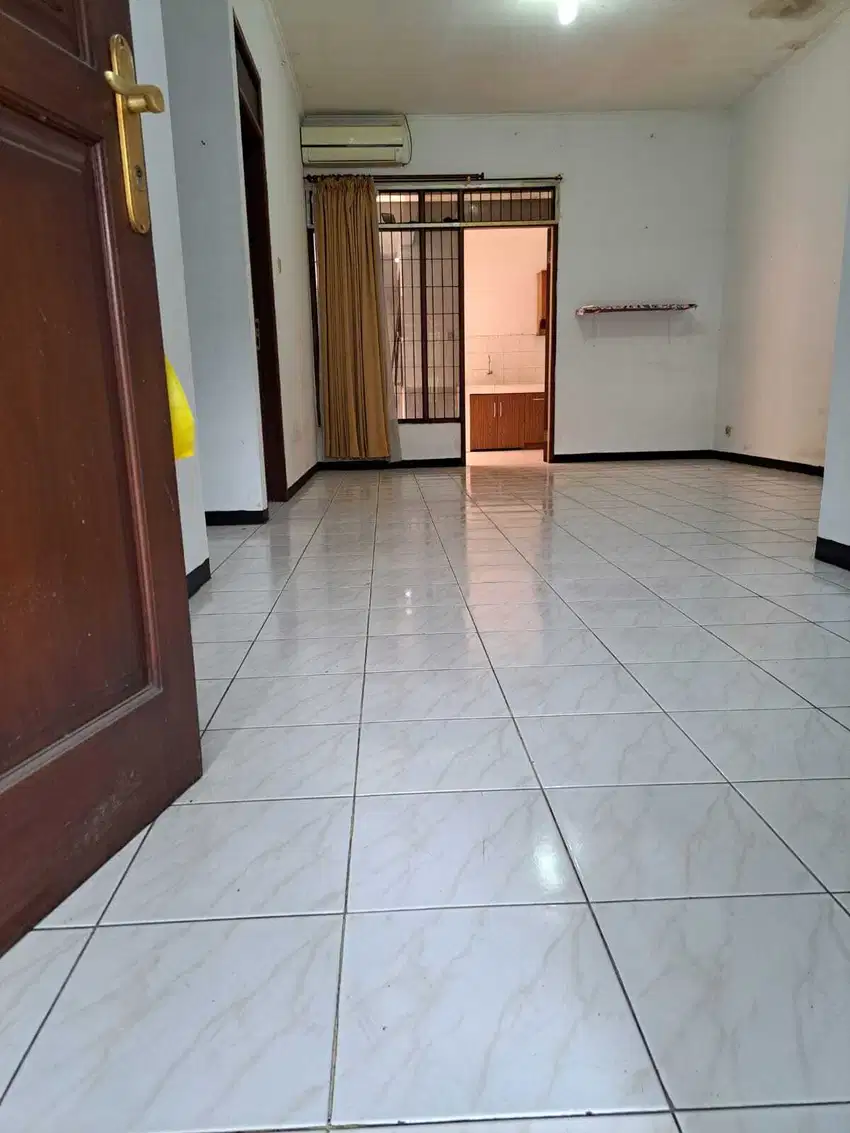 Rumah Strategis di Komplek Pasadena Caringin