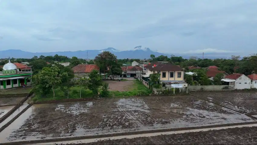 Tanah Pinggir Jalan Sumbersari Ciparay Kabupaten Bandung