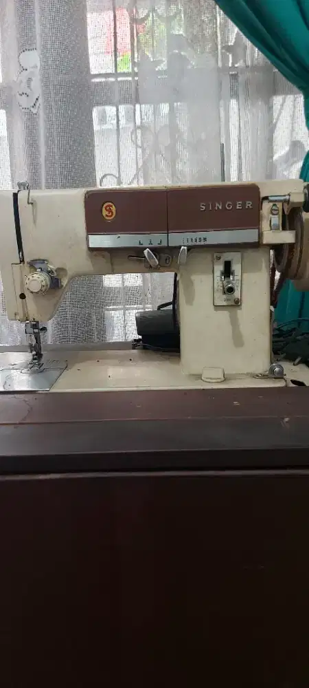 Di Jual mesin jahit SINGER