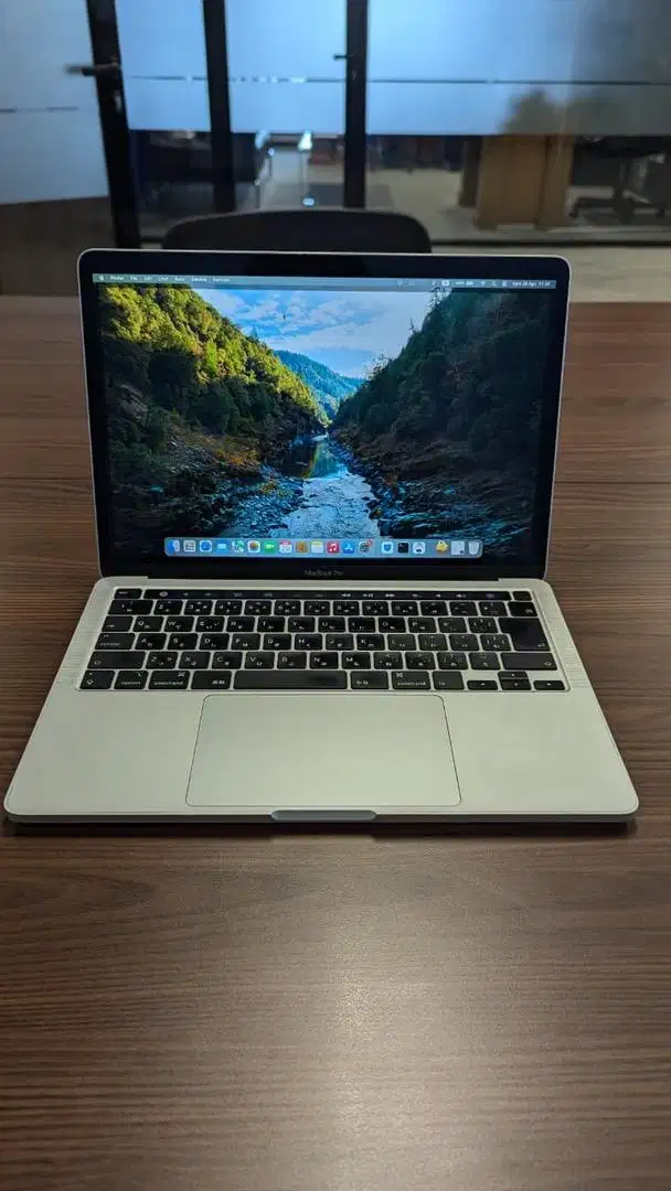 Macbook Pro 13,3 2020 touchbar