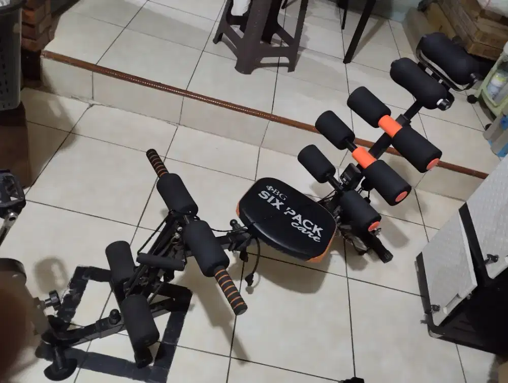 Alat olahraga six pack