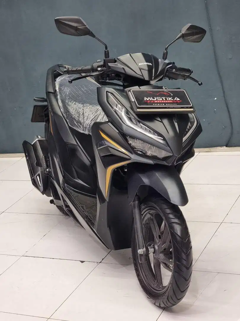 Low KM 6rb‼️New Honda Vario 125 Keyless 2024 - Zaky Mustika